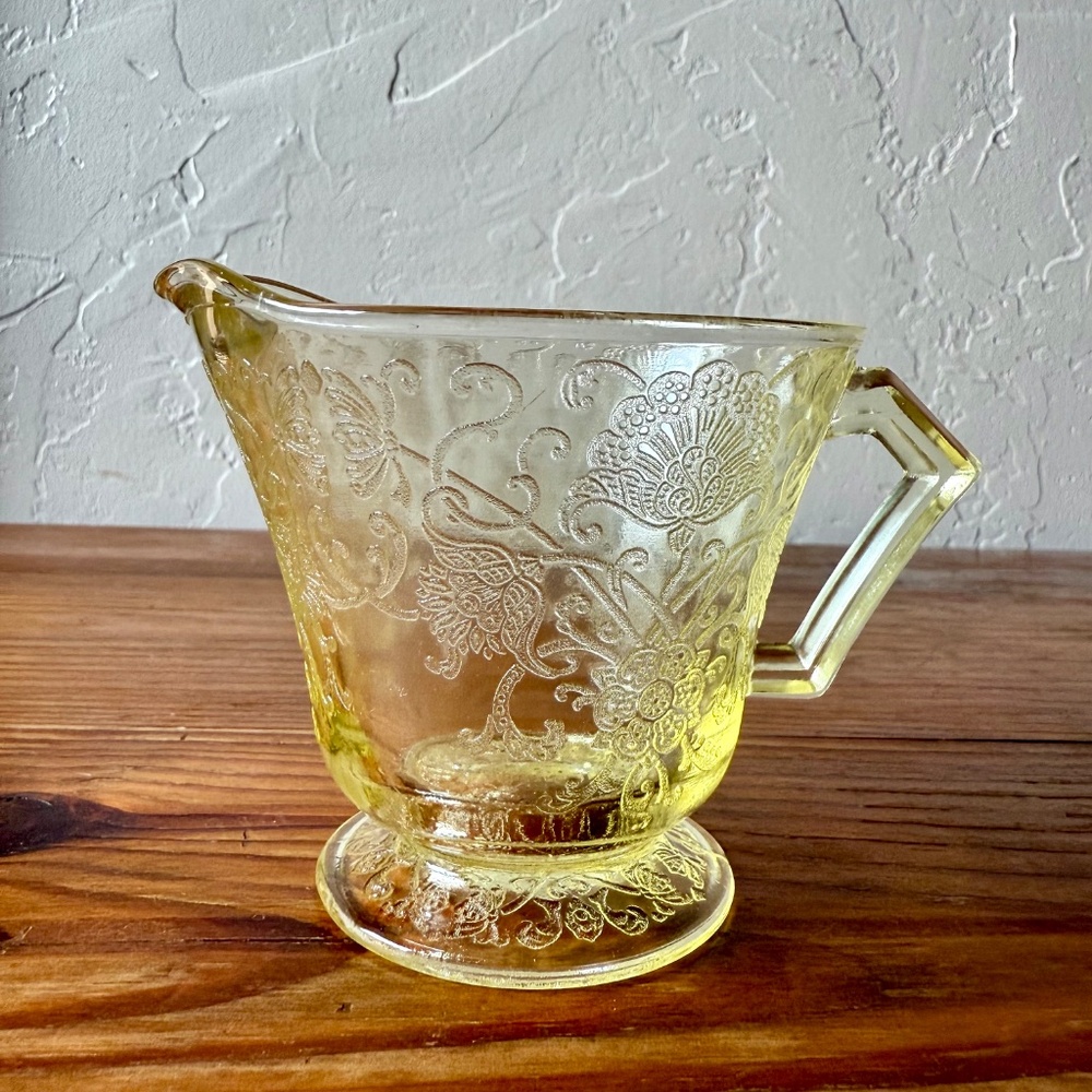 Hazel Atlas Florentine Yellow Depression Glass | Creamer & Sugar Bowl Set - Picture 10 of 12